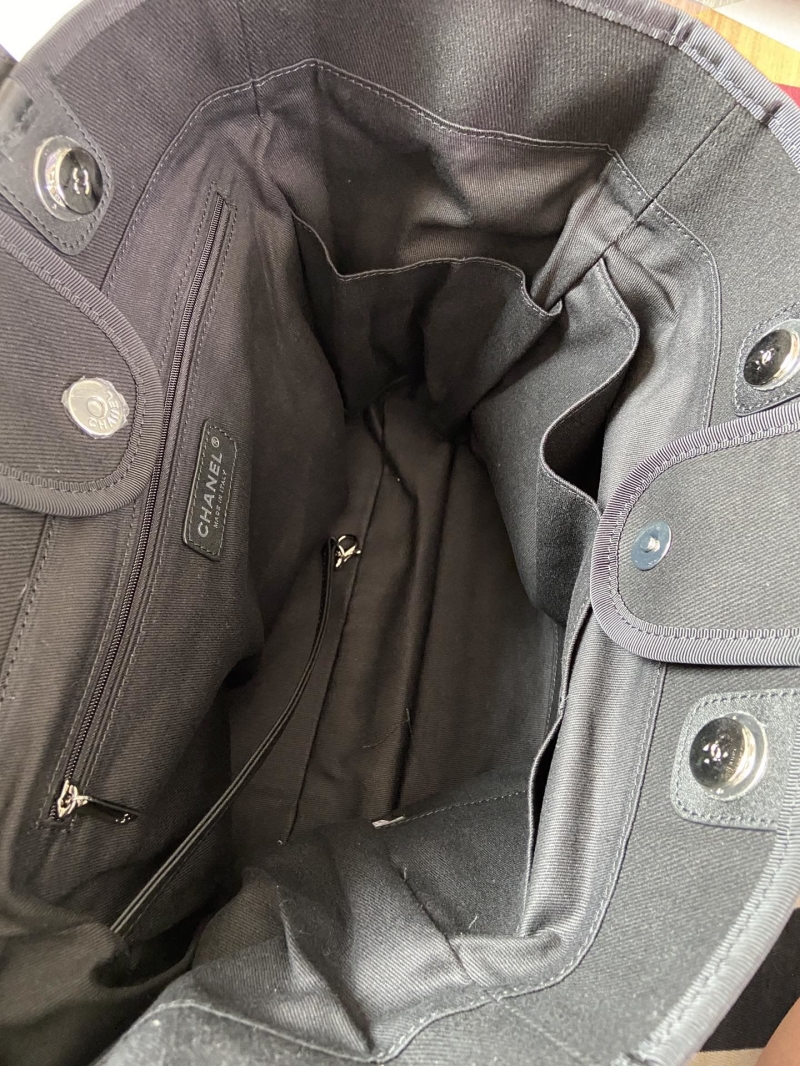 Ch**el shopping bags